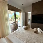 Lefkada Paradise 别墅 *