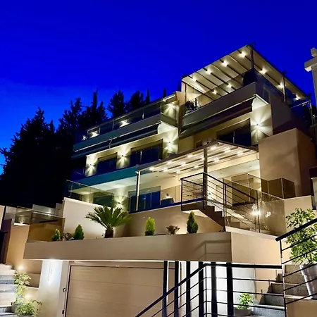 Lefkada Paradise Villa *